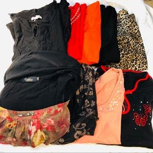 Size XL women lots of T-shirt and tops Bundle